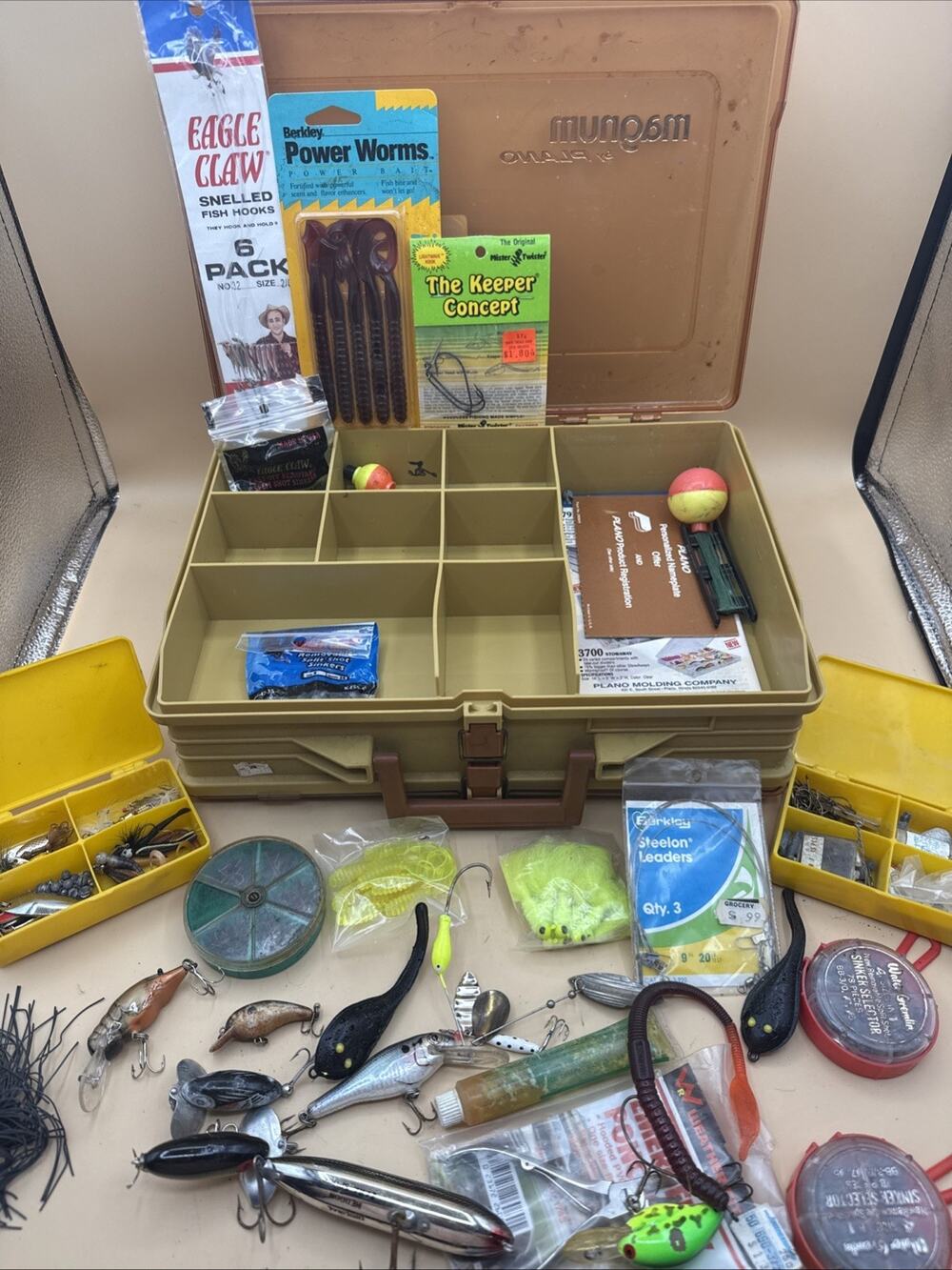 Vintage Plano Magnum Fishing Tackle Box Lot Hook Gear Lures, Sinkers Worms